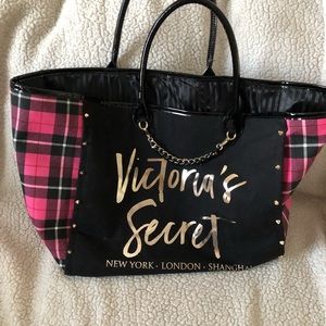 VS Tote